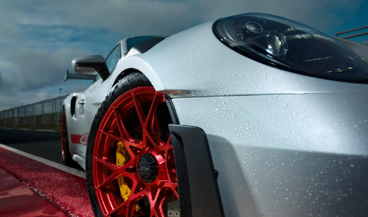 Porsche 911 GT3 RS Pays Tribute To Carrera RS As A Delightfully Retro Winged Track Beast