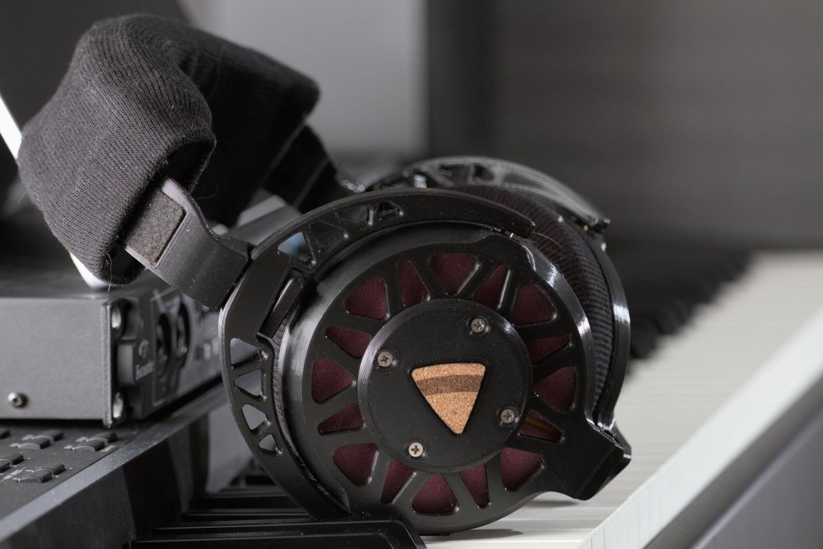 Modder Details How To Jam With Raspberry Pico Powered Open Source Headphones