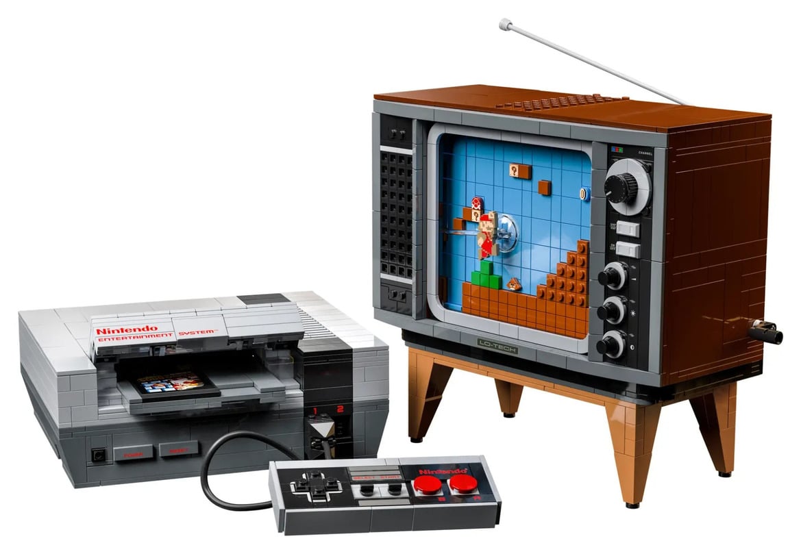 Pac-Man Arcade LEGO Set Recreates Retro Gaming Glory With A Clever Crank