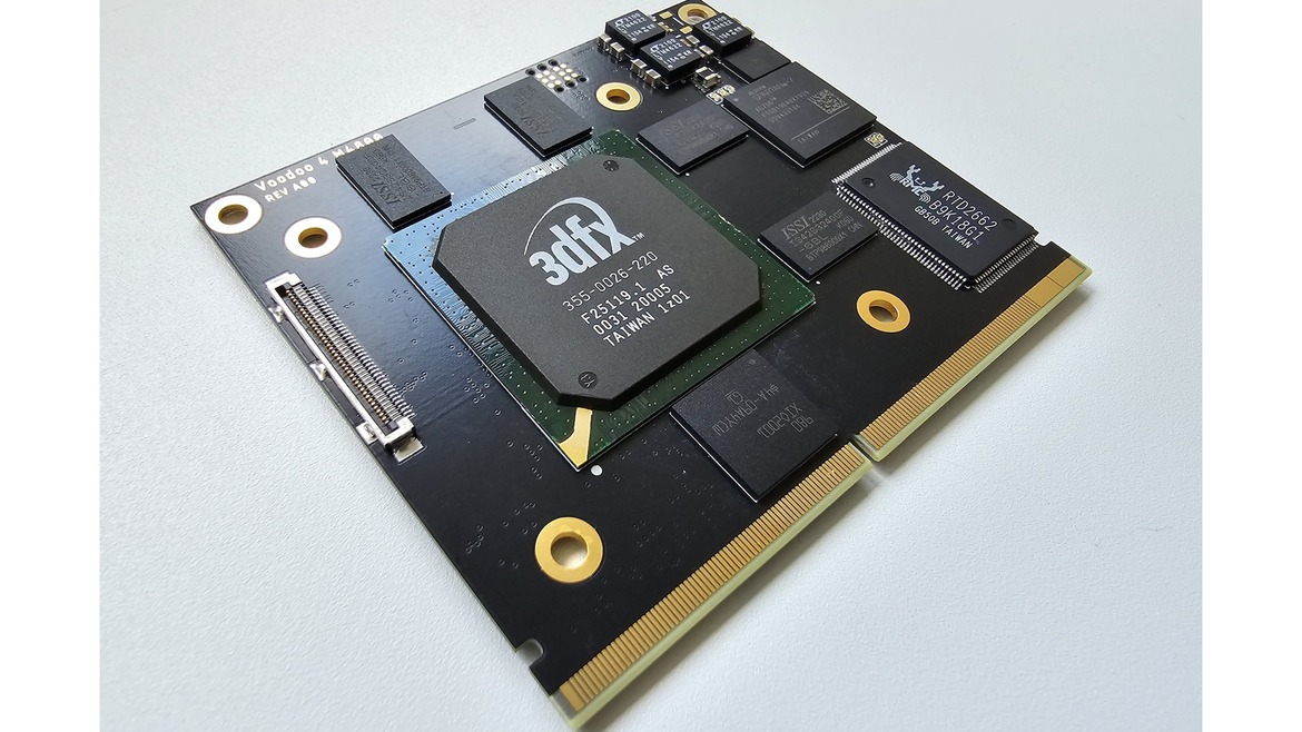 World’s First Voodoo 4 Powered Laptop Lives 24 Years After The Death Of 3dfx