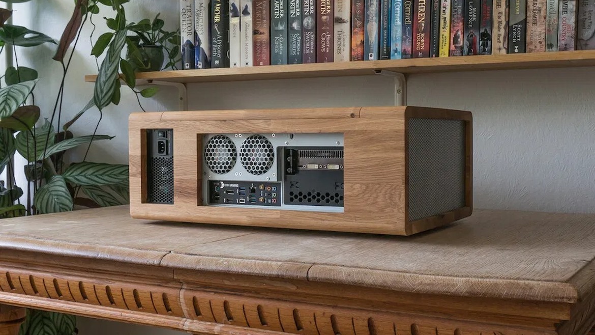 This Gorgeous Wooden Gaming PC WIll Leave You Pining For Your Own