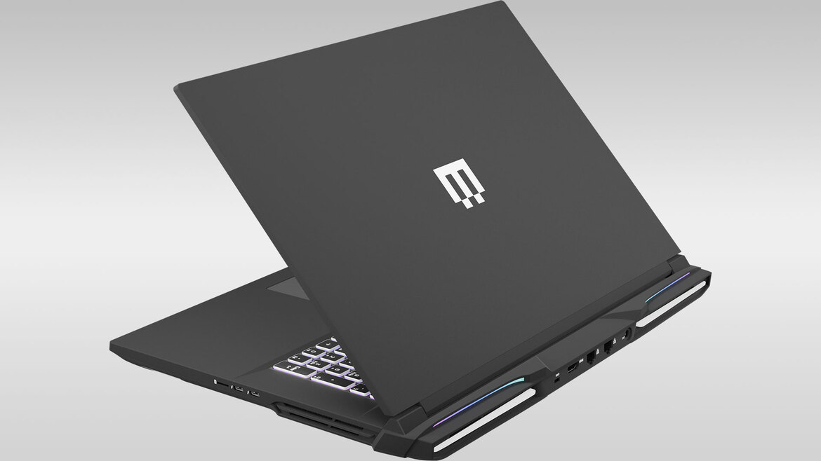 Maingear Unveils Ultima 18 Laptop With RTX 5090 Power For 4K/200Hz Beast Gaming