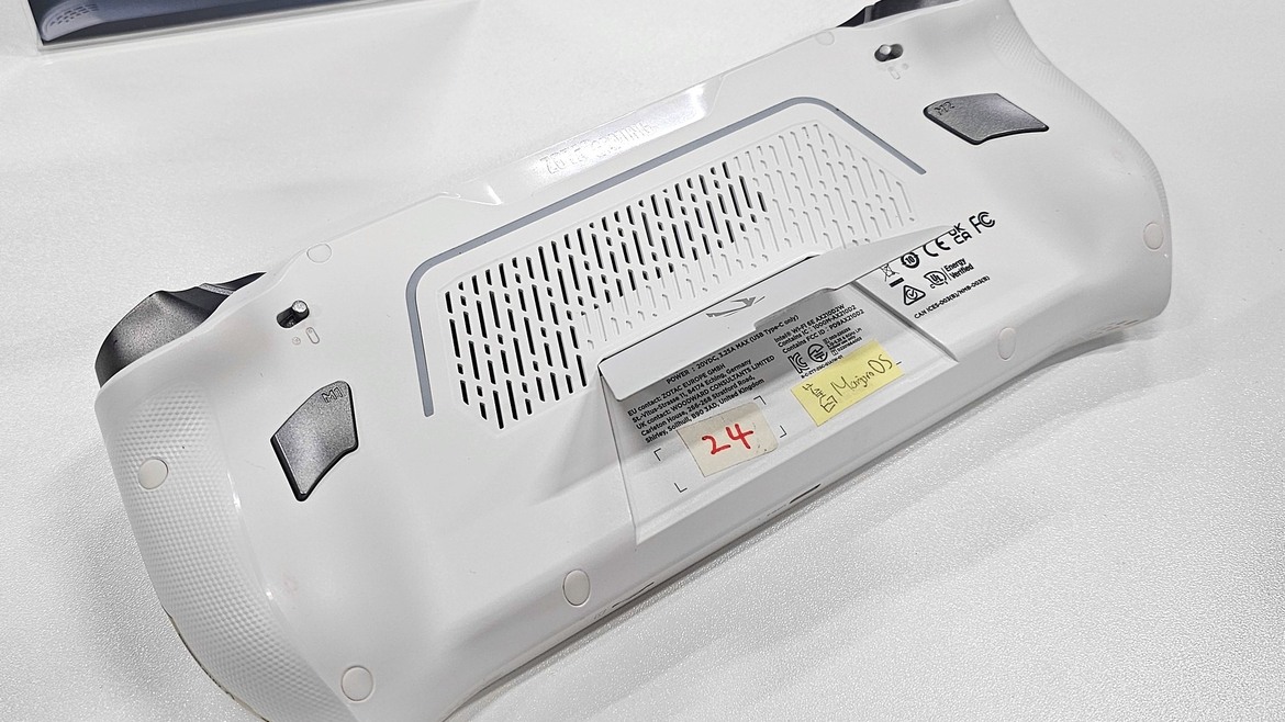 Zotac Zone Pro Ryzen 9 Linux Gaming Handheld Set To Challenge ROG Xbox Ally