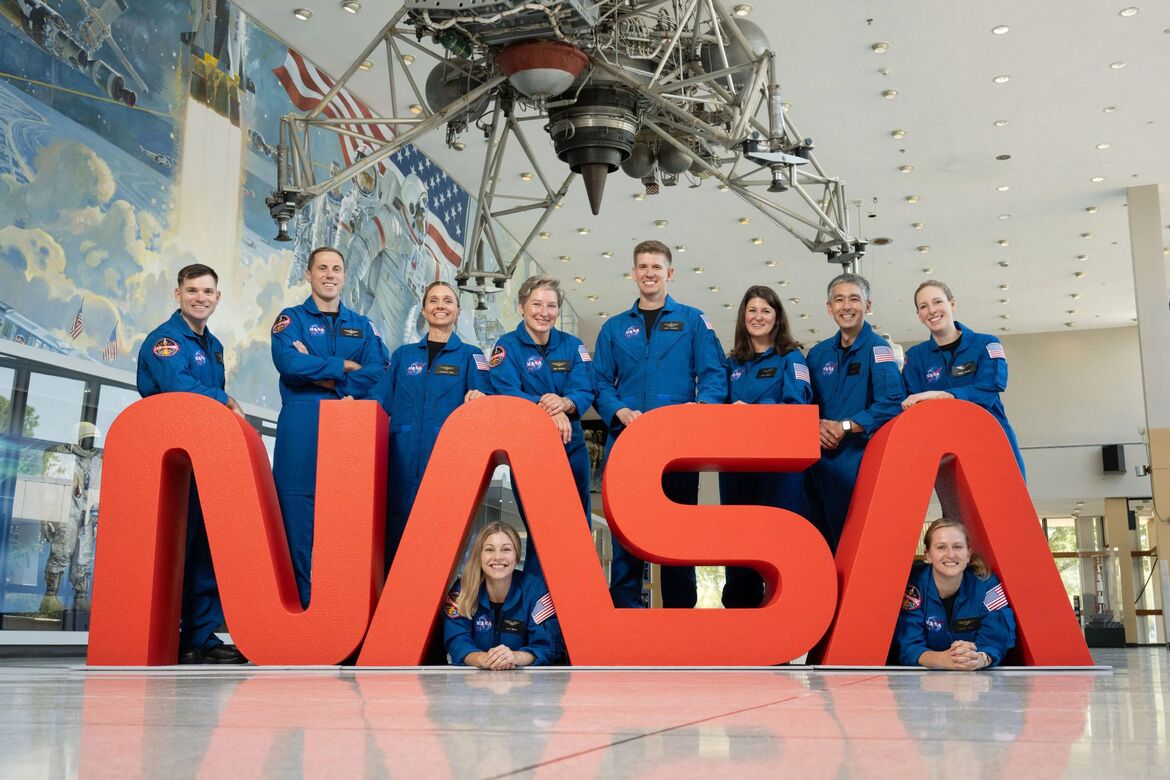 NASA Chooses 10 Astronauts To Train For Ambitious Moon & Mars Flight Missions