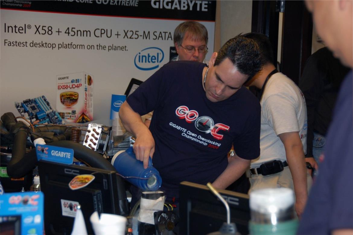 Gigabyte Open Overclocking Competition 2009