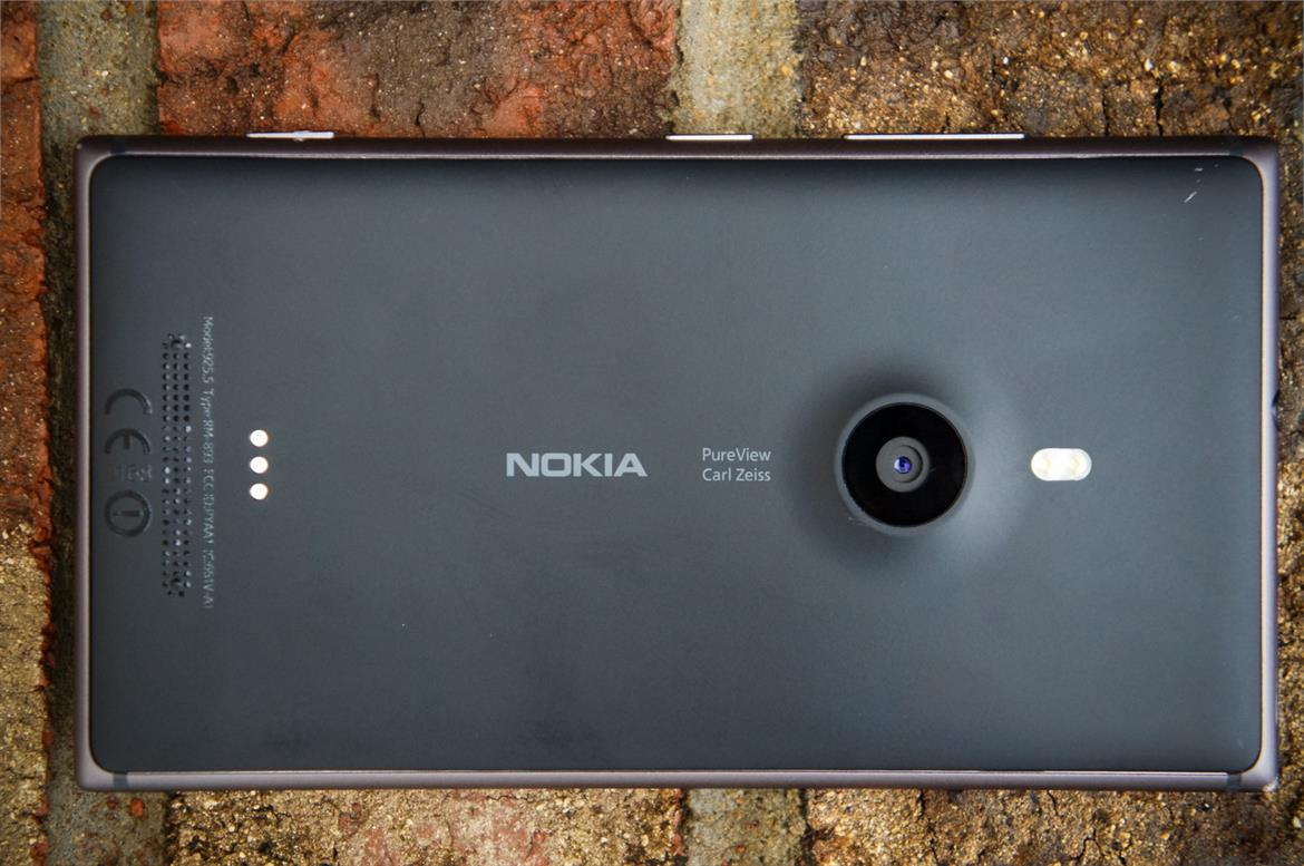 Nokia Lumia 925 Smartphone Review