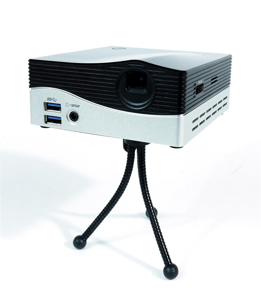 Gigabyte Brix PC/Projector Review