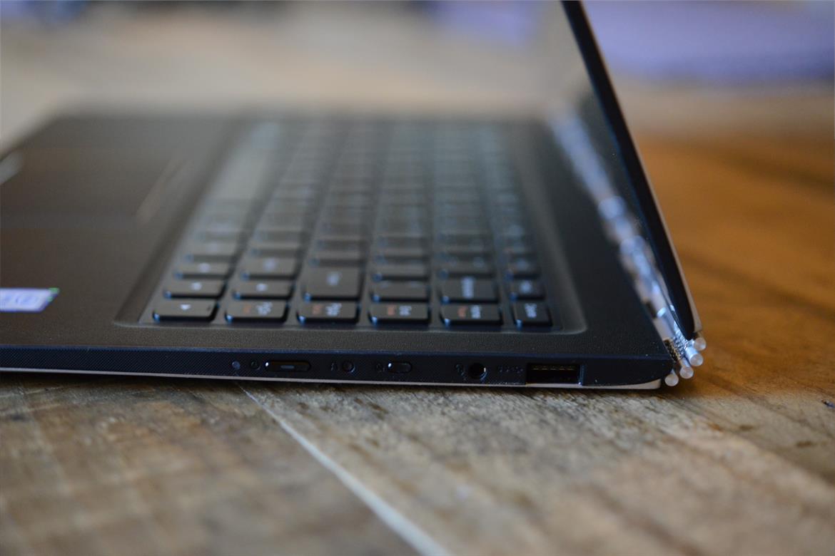 Lenovo Yoga 900 Review: Brains, Beauty, and Brawn