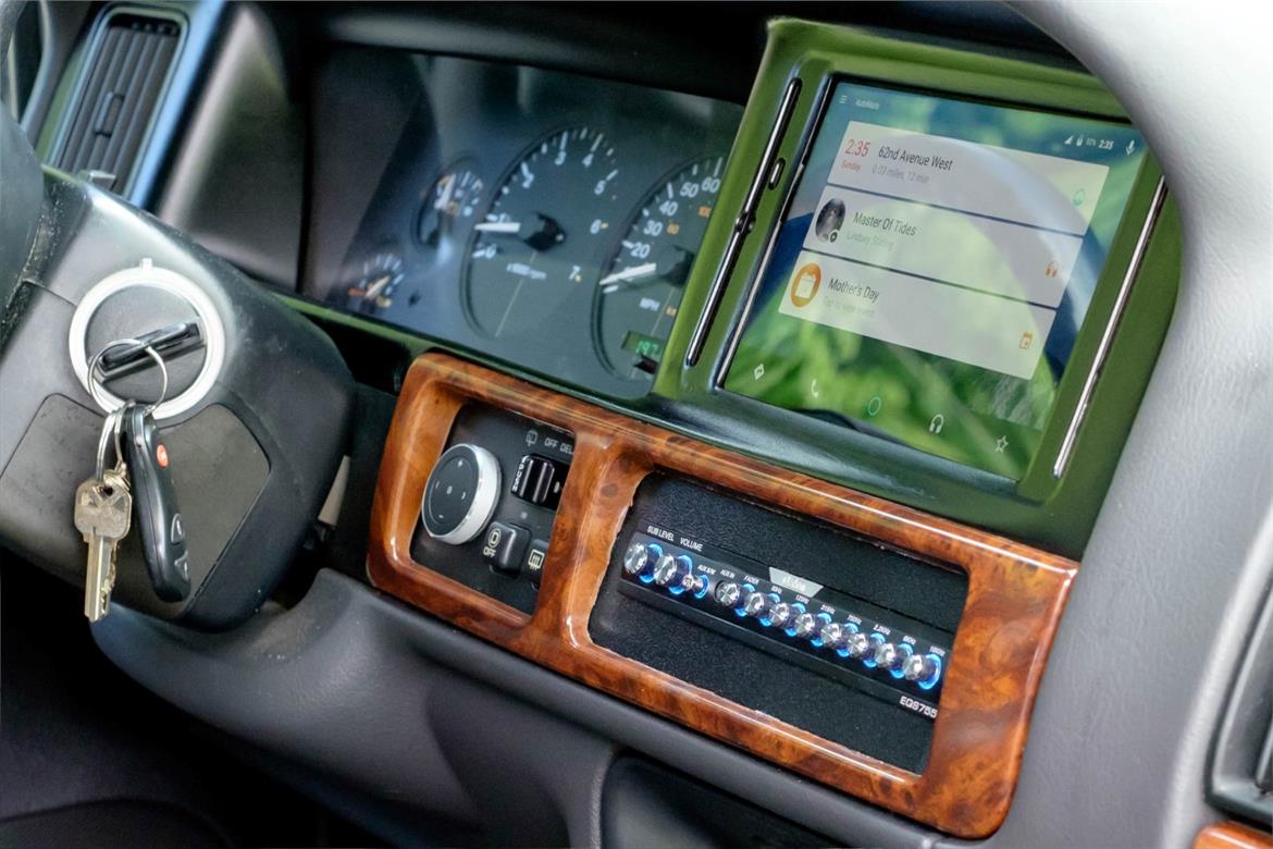 NVIDIA SHIELD Tablet Powered In-Car Infotainment System DIY Project Guide