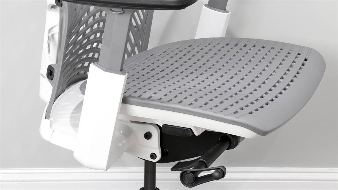 Autonomous Kinn Chair Review: Ergonomic, Unique Materials And Style