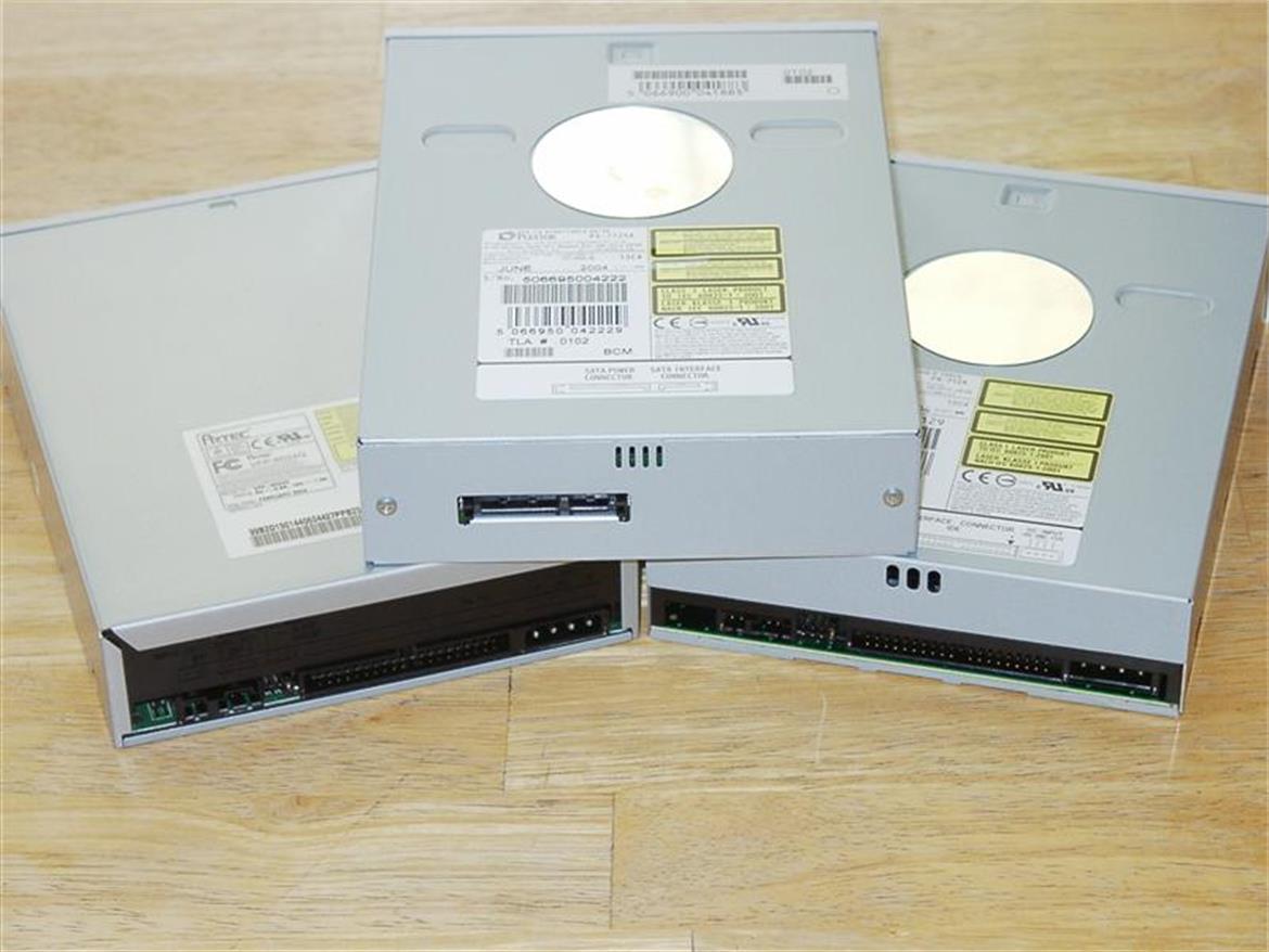Plextor's PX-712SA Dual-Format DVD+/- SATA Drive