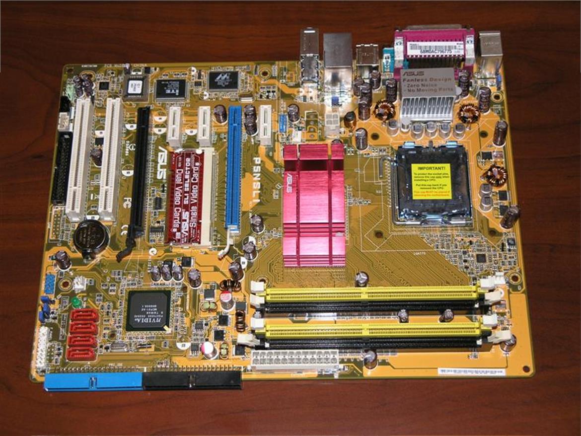 Asus P5NSLI: NVIDIA nForce 570 Intel Edition