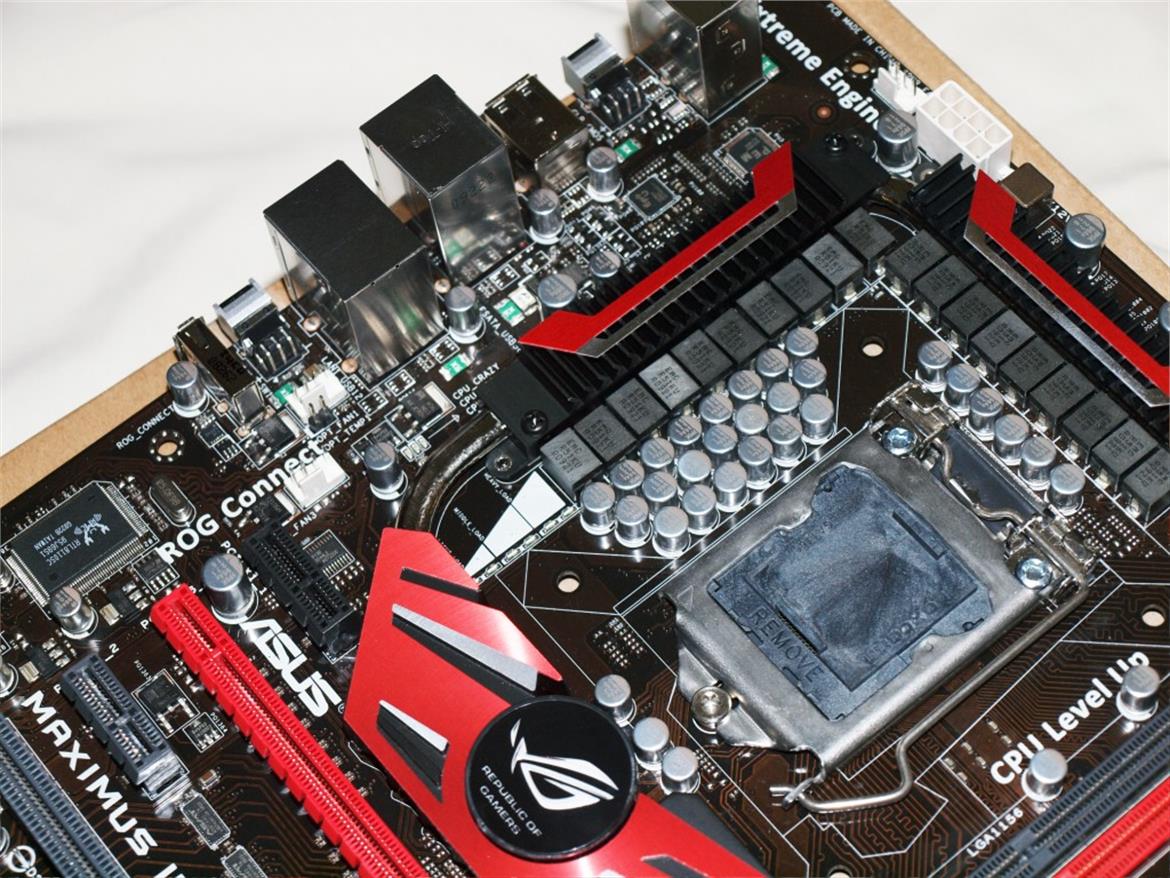 Asus Maximus III Formula P55 Mobo Sneak Peek