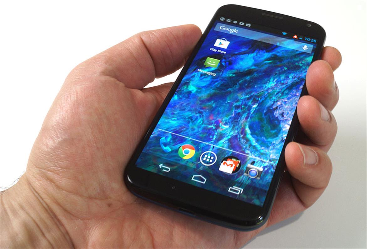 More Than the Sum of Its Parts, Google's Moto X Breaks Ground For Smartphone Functionality [Video]