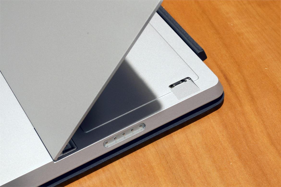 Hands-On Preview: Microsoft Surface 2 Windows 8.1 RT Tablet