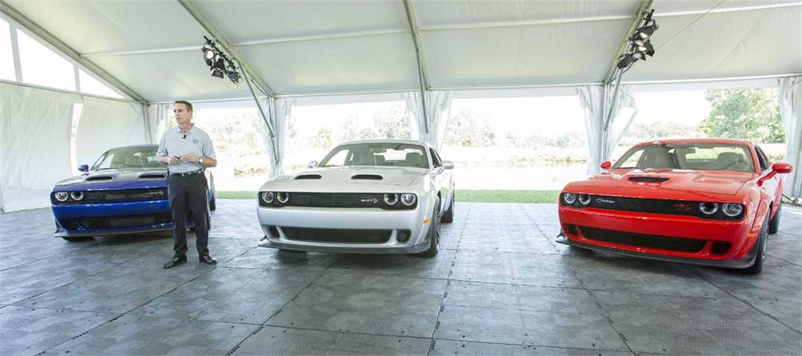 Inside The 2019 Dodge Challenger SRT Hellcat Redeye Beats A Demonic 797hp Heart