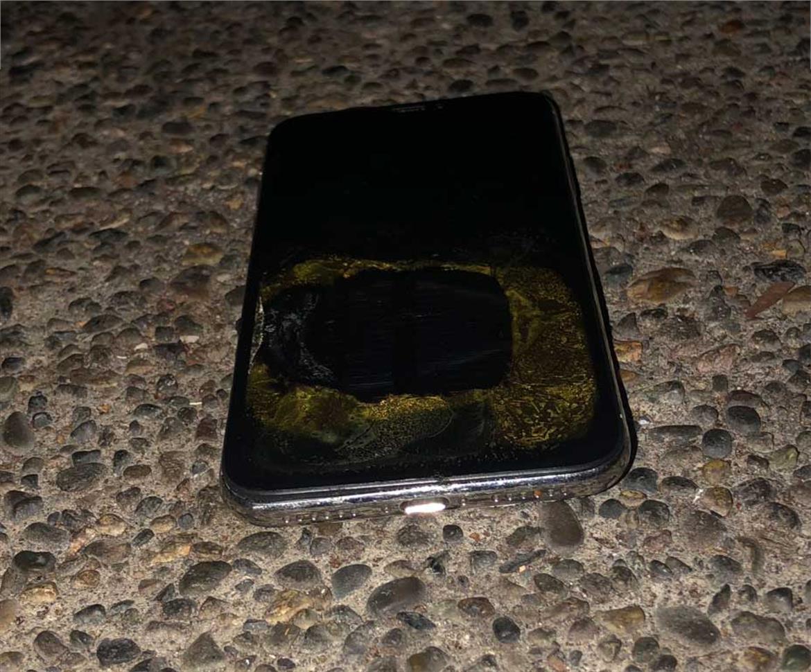 iPhone X Explodes During iOS 12.1 Upgrade Sparking Apple Investigation